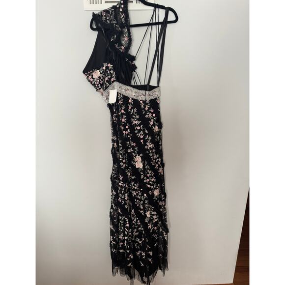 Mac Duggal Black Multi Embroidered Ruffled Gown size 8 Style # 70160 - Picture 5 of 7